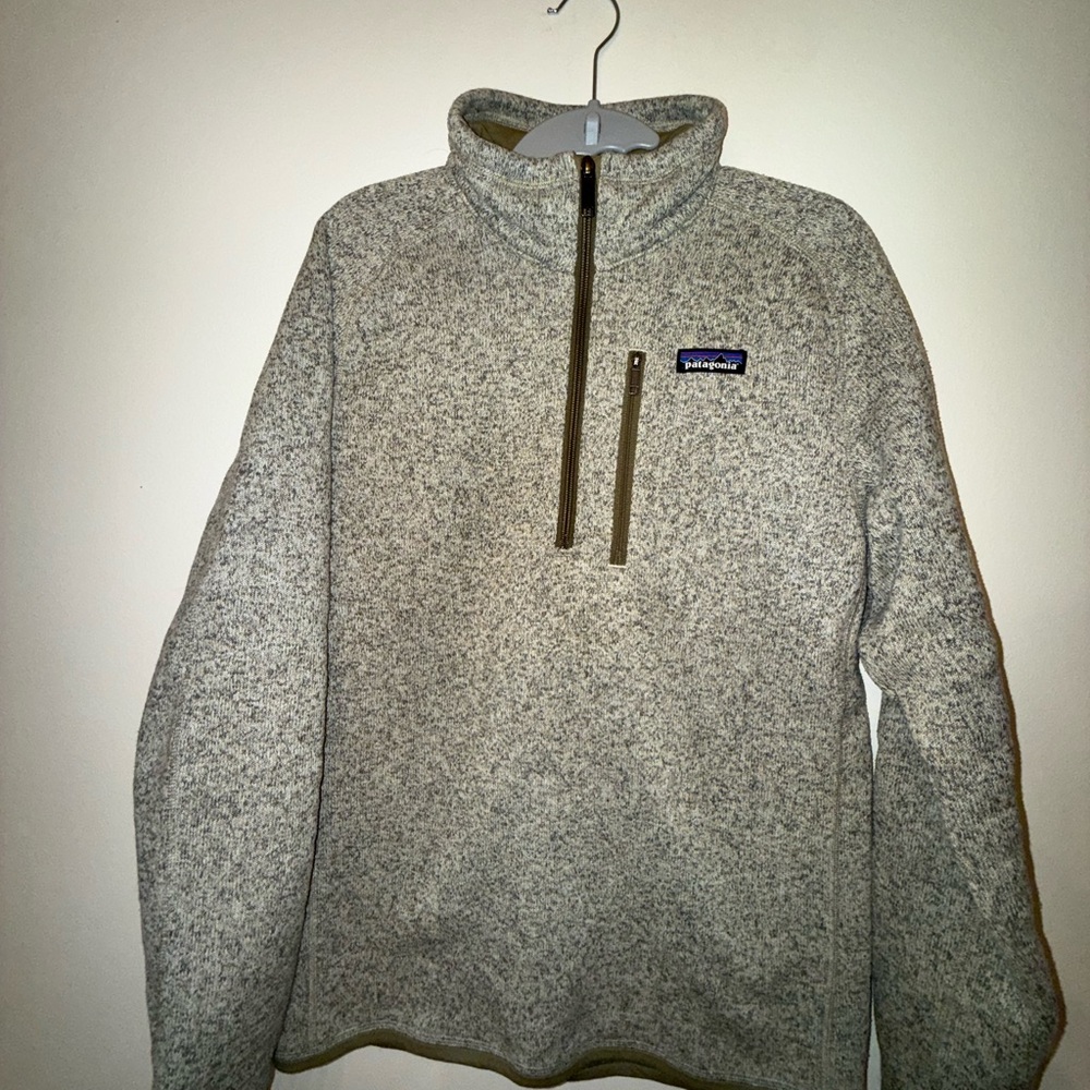 Patagonia sand/brown better sweater!